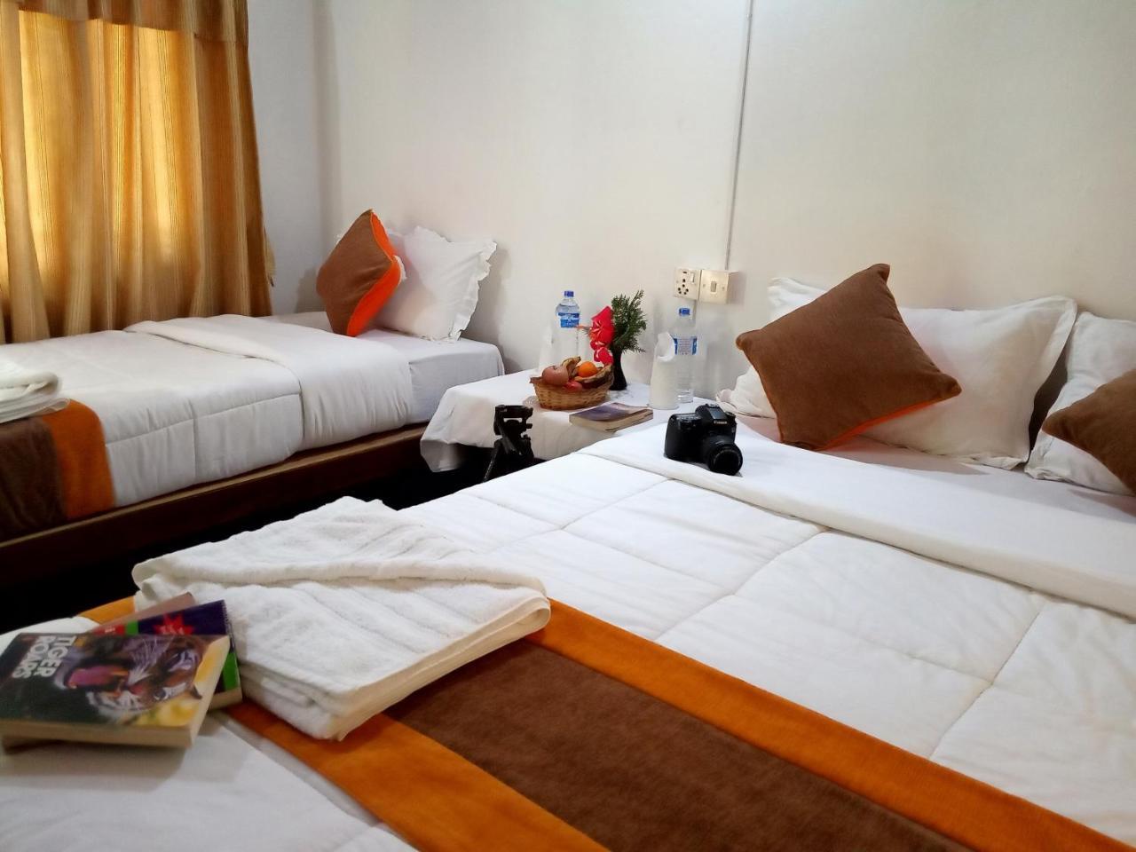 Rhino Lodge Bardia Pvt Ltd Bardiya Zewnętrze zdjęcie